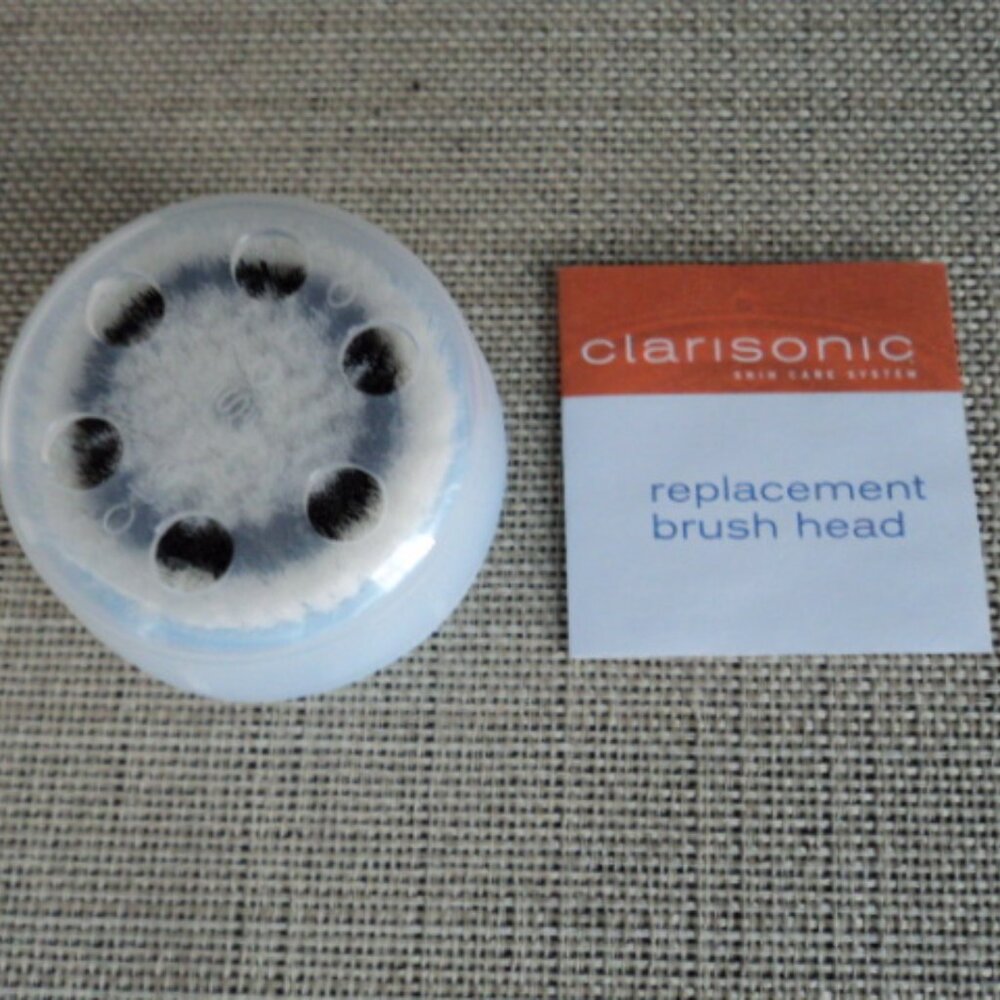 Clarisonic replacement brush head~ delicate~ lot of 7
